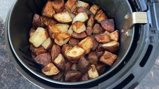 Air Fryer Red Potatoes Recipe  Roasted Red Skin Potatoes In The Air Fryer 😋😋 [upl. by Arah]