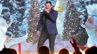 Masked Singer winner Nick Lachey gets into the holiday spirit and Rita Ora returns in exclusive seas [upl. by Ayat726]