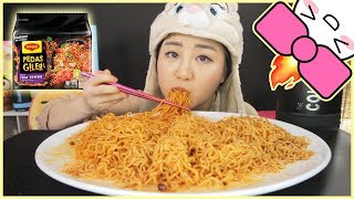 SPICIEST MALAYSIAN NOODLES MAGGI PEDAS GILER CHALLENGE [upl. by Mears994]