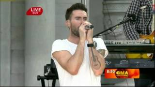 Maroon 5  She will be loved Live [upl. by Bernardina]