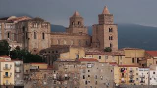 Découverte de Cefalù Sicile [upl. by Nnylakcaj]