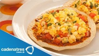 Receta de Tostada con claras de Huevo y salsa de Pimiento [upl. by Pussej]