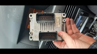 Replacing engine ECU on Astra H [upl. by Eniamat740]