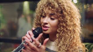 Ella Eyre – Don’t You Want Me  for Nest Audio Sessions [upl. by Leonore]