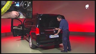 Programming the tailgate on a MercedesBenz Vito W447 [upl. by Remington]