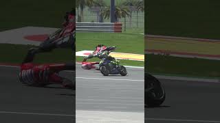 Bagnaias fight against Martin was very exciting at the MalaysianGP [upl. by Norrad]