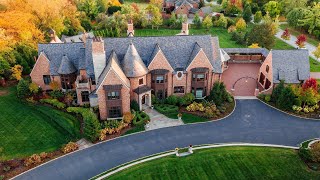 This 10500000 Iconic Estate in Illinois has an amazing outdoor entertaining area [upl. by Aiblis]