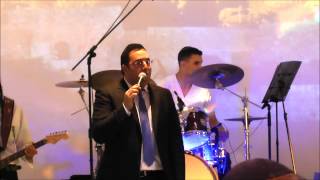 יוסף חיים שוואקי amp יואלי דיקמן בחתונה yosef chaim shwekey amp yoeli dikman at a chasina [upl. by Rednal]