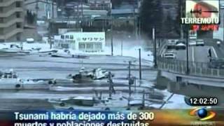 Tsunami en Japón arrastró todo a su paso [upl. by Thar779]