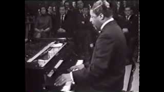 Erroll Garner in Brussel 1964 quotI Get a Kick Out of Youquot [upl. by Atiekan]