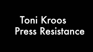 Toni Kroos Press Resistance [upl. by Lenore880]