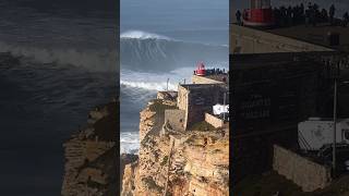 Pedro Scooby surfando a bomba em Nazaré gigantesdenazaré [upl. by Anay]