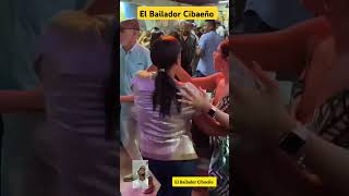 Así lo bailan ellas el típico Santiaguero [upl. by Candice875]