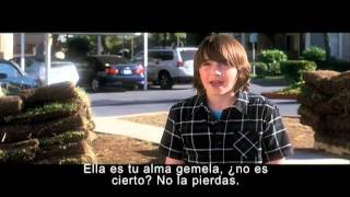 LOCO Y ESTÚPIDO AMOR Tv Spot quotEl amor te puede volver locoquot  oficial de Warner Bros Pictures [upl. by Ok544]