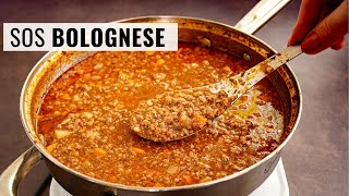 Rețeta italiană de sos ragu bolognese Cum se face cel mai bun sos din carne tocată de vită și porc [upl. by Garson691]