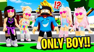 Only BOY in ALL GIRLS SCHOOL in Roblox BROOKHAVEN RP [upl. by Ribble]