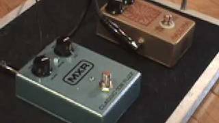 Silicon Fuzz Pedal Shootout ANALOGMAN Sunface BC108 vs MXR Classic 108 with SG amp Jaguar Jr amp [upl. by Rimhsak]