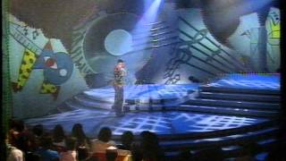 Ziana Zain  Madah Berhelah 1992 LIVE [upl. by Gnof]