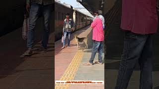 PUNE HOWRAH AZADHIND EXPRESS TRAIN JUST ARRIVED AT TATANAGAR JUNCTION RAILWAY STATION 🥰ytvideos yt [upl. by Tini]