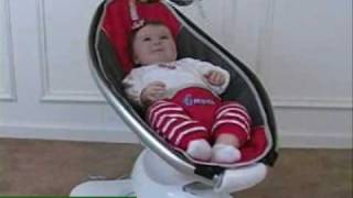 Baby Gizmo 4Moms mamaRoo Review [upl. by Stanwinn]