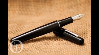 Montegrappa Elmo 01  Review [upl. by Olimac]