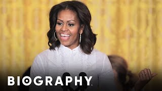 Michelle Obama  First African American First Lady  Mini Bio Biography [upl. by Rockwell]