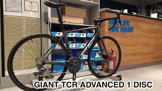 2021 GIANT TCR ADVANCED 1 DISC KOM [upl. by Fenelia]