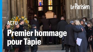 À Paris un premier hommage à Bernard Tapie rassemble de nombreuses célébrités [upl. by Illil]