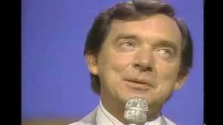 Help Me Make It Through The Night Ray Price LIVE 1974 [upl. by Viola]