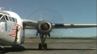 Fairchild C119G Flying Boxcar N8093 3350 engine start [upl. by Yajeet]