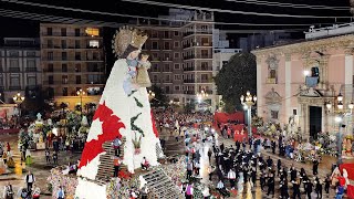 La Ofrenda Fallas 2023  A Two Day Flower Parade To Dress The Virgin Of Valencia [upl. by Chandless]