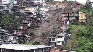 Así fue el deslizamiento en Manizales Colombia [upl. by Onirefes]