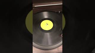 Playing a 78 RPM record [upl. by Adikram]