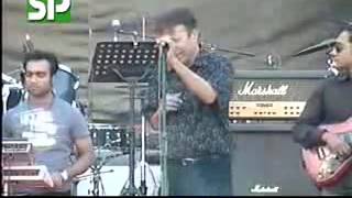 Pakistani Singer Alamgir Sings Bangla Song Amay Bhasaili Re [upl. by Anauqal]