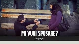 quotVuoi sposarmiquot Lincredibile proposta di matrimonio a Napoli [upl. by Ikkaj]