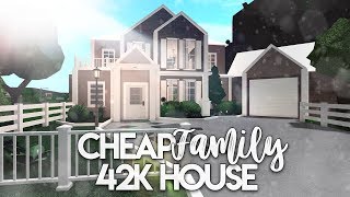 Roblox  Bloxburg Cheap Family House  House Build [upl. by Adihsar]