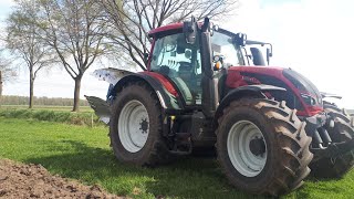 Ploughing with Valtra N154  FROST 4 furrow reversible plough cab view [upl. by Pomcroy]