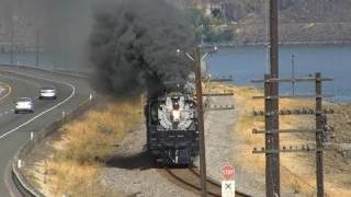 HD UP 844 91510 Train in the Columbia River Gorge [upl. by Shipley]