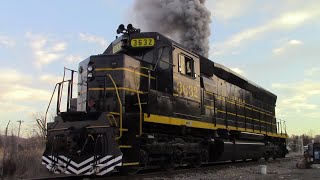 Seaboard Coast Line EMD SD45 Cold Start and Light Engine Move [upl. by Divadnahtanoj845]