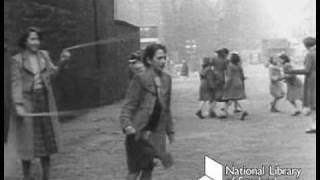 The Singing Street children playing in Edinburgh 1950s [upl. by Shaylyn188]