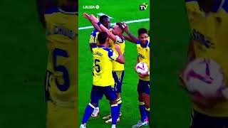 🚀 El cohete de Ontiveros para marcar el primero en su cuenta CádizCF Ontiveros LALIGAHIGHLIGHTS [upl. by Aan956]