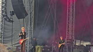 Green Day  Dilemma live quotThe Saviors Tourquot Trabrennbahn Bahrenfeld Hamburg [upl. by Nonnac]