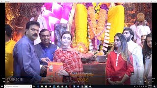 Mukesh Ambani Family at Lalabaugcha Raja 17th September 2018 [upl. by Cattima]