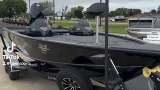 2020 Lund 2075 Pro V Bass XS Dealer Personalized walk through video Waconda Boats [upl. by Richel666]