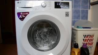 LG 6 motion Direct Drive 8kg washing machine wash [upl. by Aihsoj250]