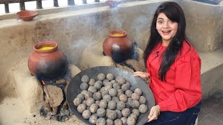 Varanasi Street Food  Bati Chokha [upl. by Niwrehs]