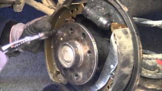 Opel Astra 2002 Change rear brakes [upl. by Ariayek]