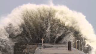 Oleaje pais vasco Amazing waves in basque country 27012014 [upl. by Necaj]