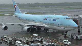 Korean Air Boeing 747400 Pushback  Narita International Airport【NRTRJAA】 [upl. by Ena681]