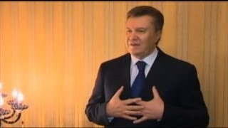 Ukraines President Viktor Yanukovych Flees Capital [upl. by Annatsirhc]